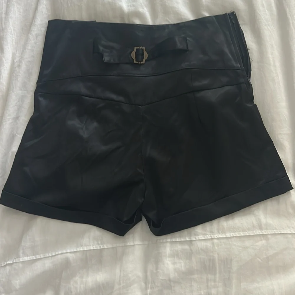 Black High-Waisted Women's Tuxedo Shorts - Picture 5 of 8